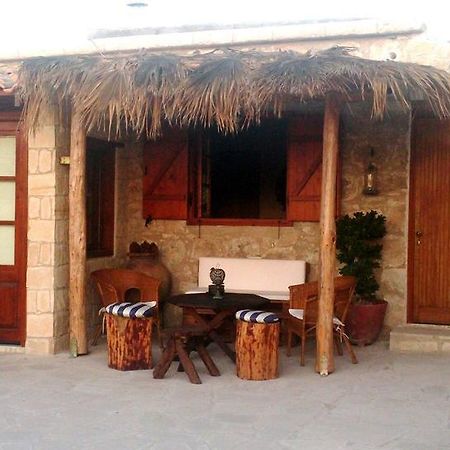 Simona Stone House Villa Polis Rom bilde